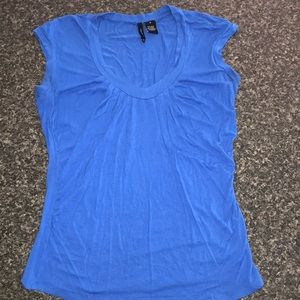 blue tee shirt